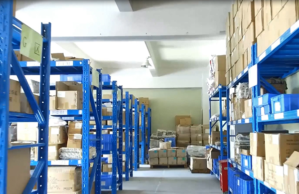 陽昶精密制造倉(cāng)庫(kù)